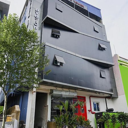 Super Town House Hi5 Aditya International Бхубанешвара Экстерьер фото