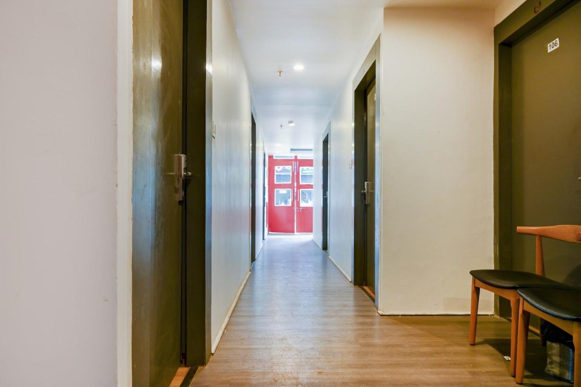 Super Town House Hi5 Aditya International Бхубанешвара Экстерьер фото