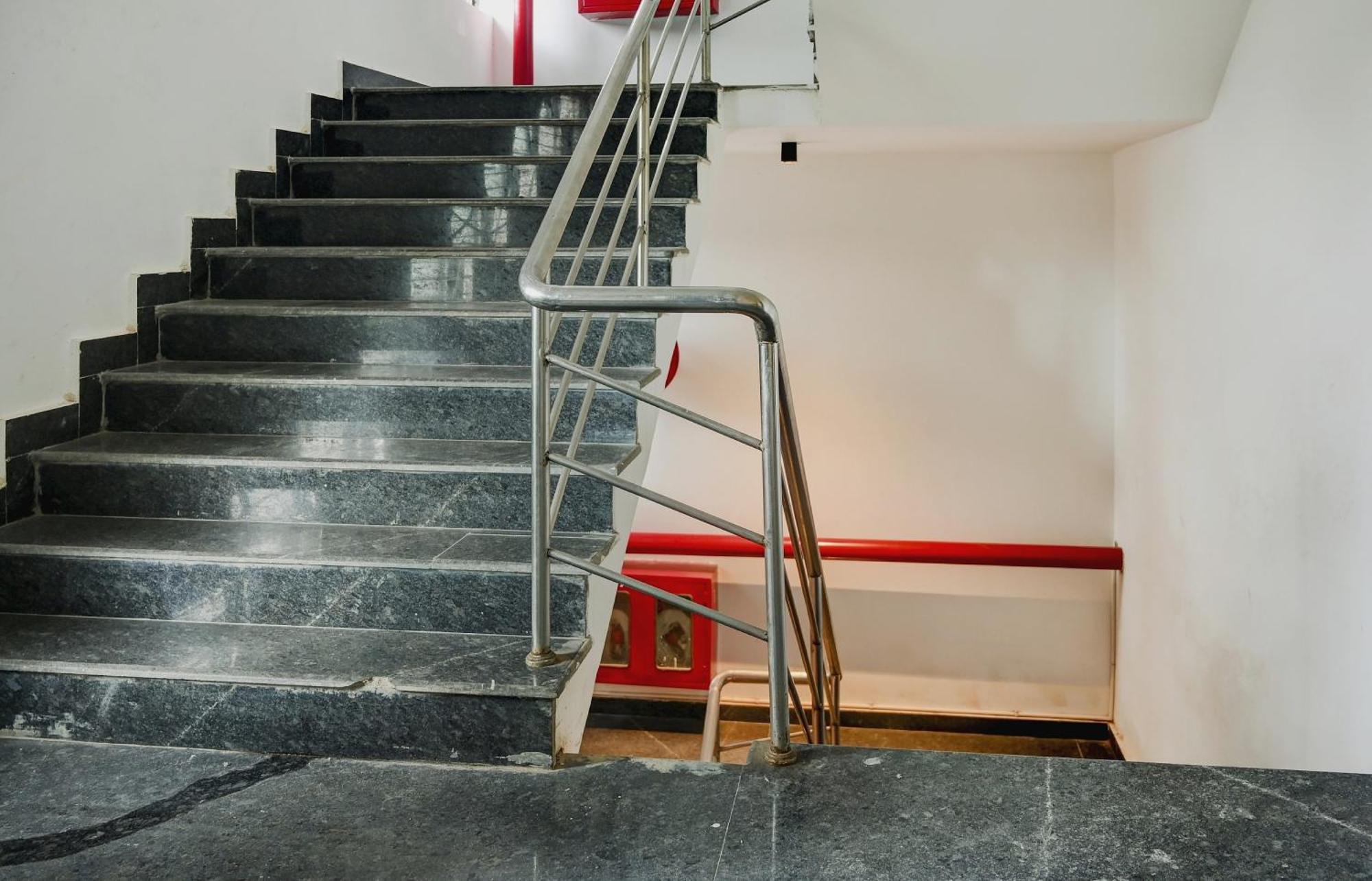 Super Town House Hi5 Aditya International Бхубанешвара Экстерьер фото