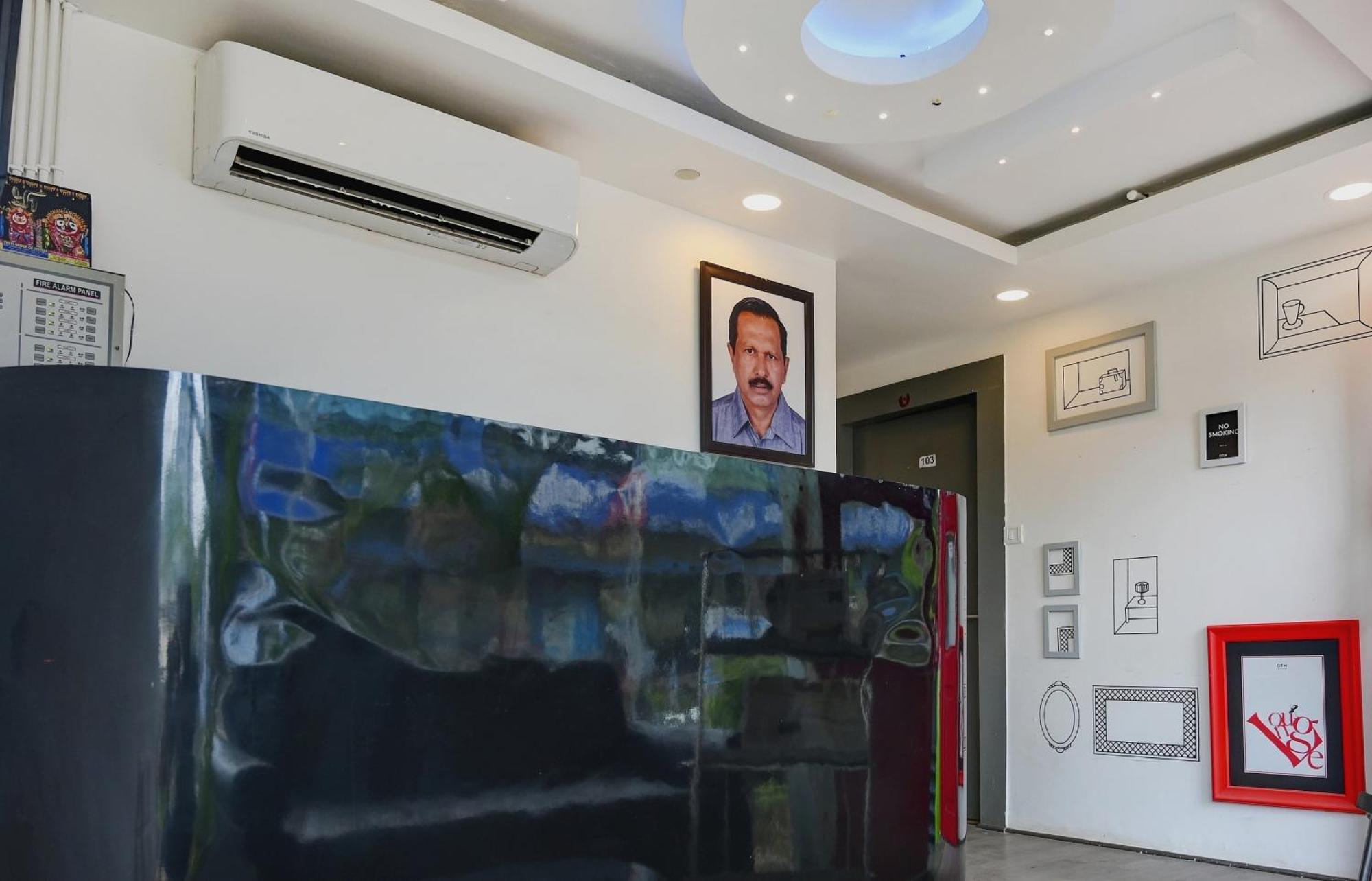 Super Town House Hi5 Aditya International Бхубанешвара Экстерьер фото