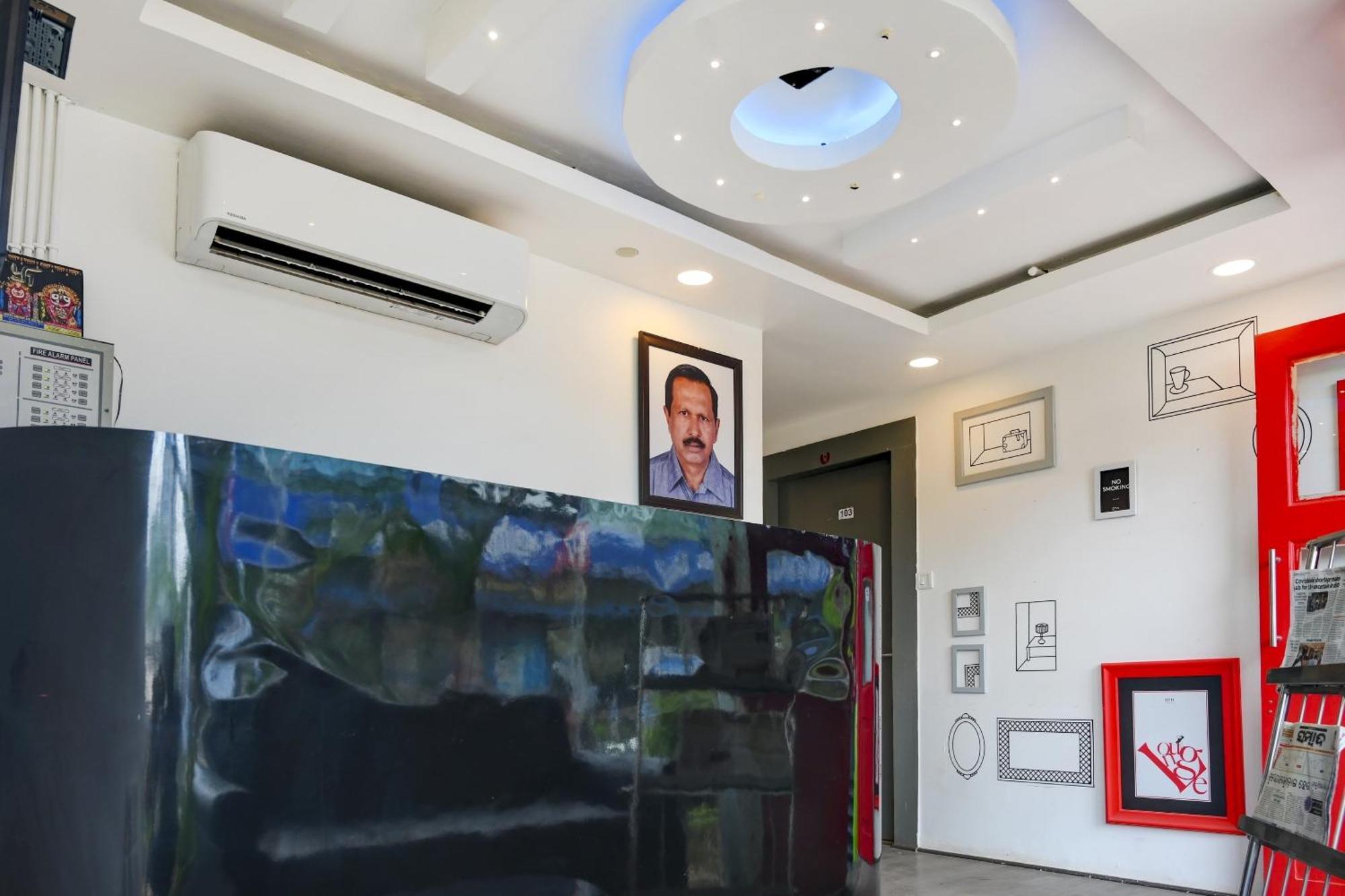 Super Town House Hi5 Aditya International Бхубанешвара Экстерьер фото