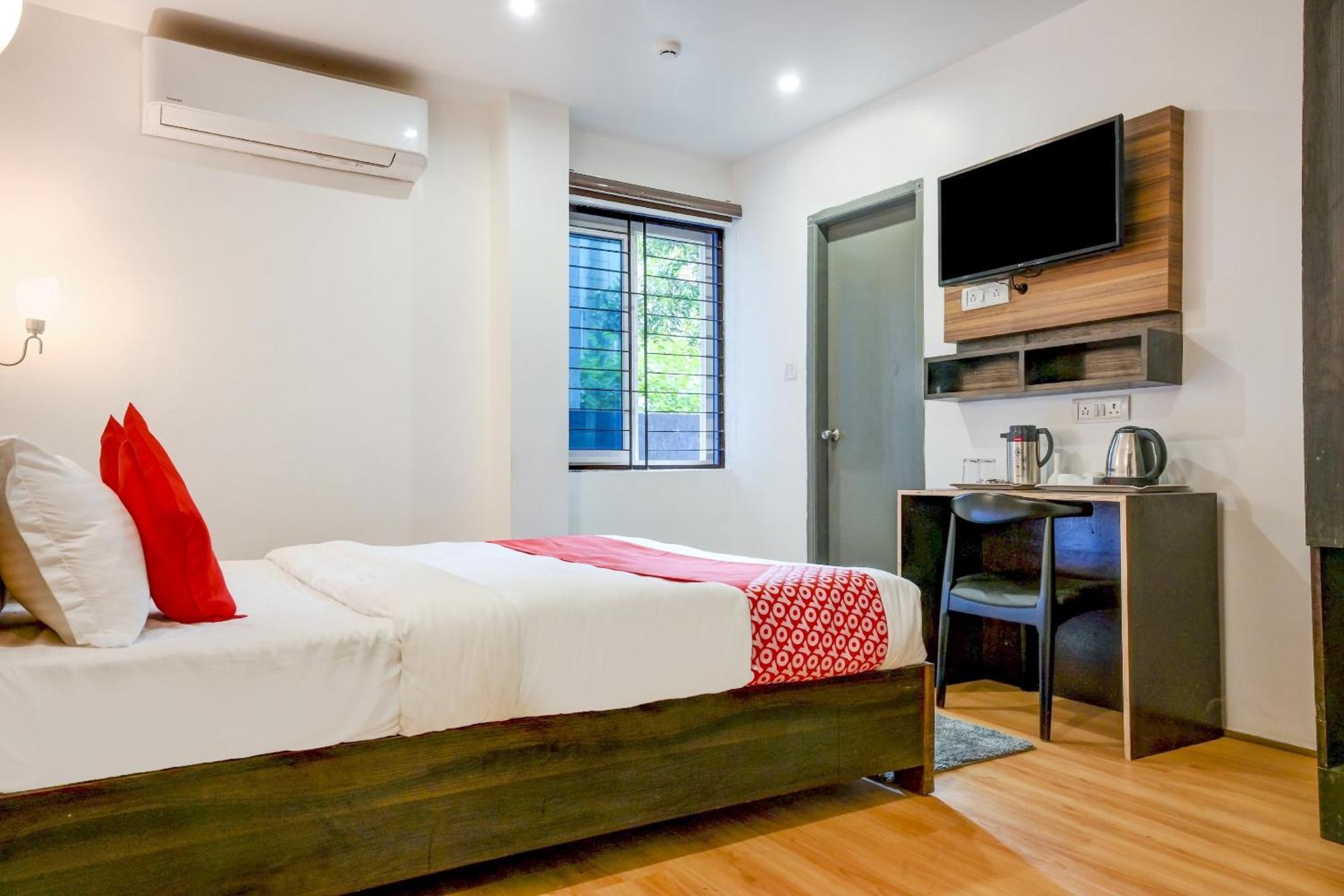 Super Town House Hi5 Aditya International Бхубанешвара Экстерьер фото